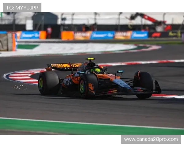 瓦伦西亚大奖赛周末，车迷活动与赛车文化展示同步进行